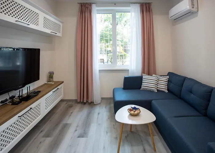 за гости стела * בורגאס